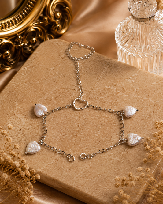 Forever Heart Pearl Handchain