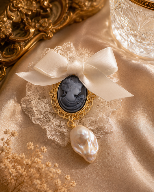 Whimsical King Pearl & White Lace Cameo Brooch