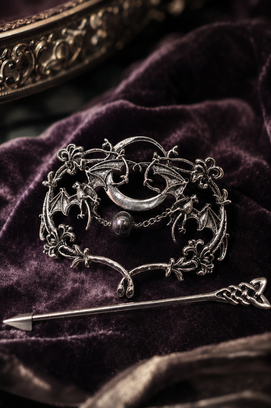 Lunar Bat Black Tahitian Hairpin