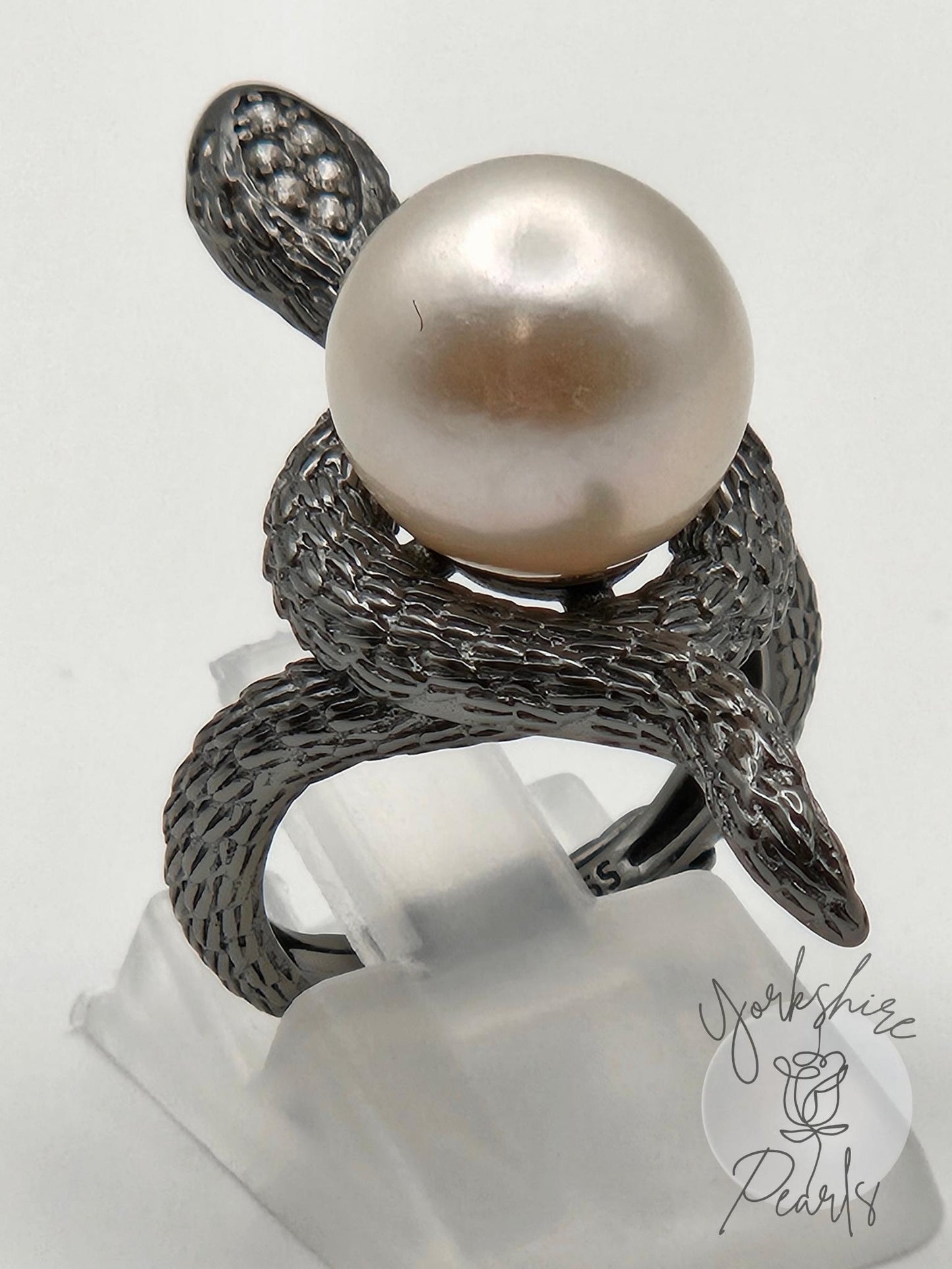 Large Edison Pearl Snake Design Ring - Sterling Silver