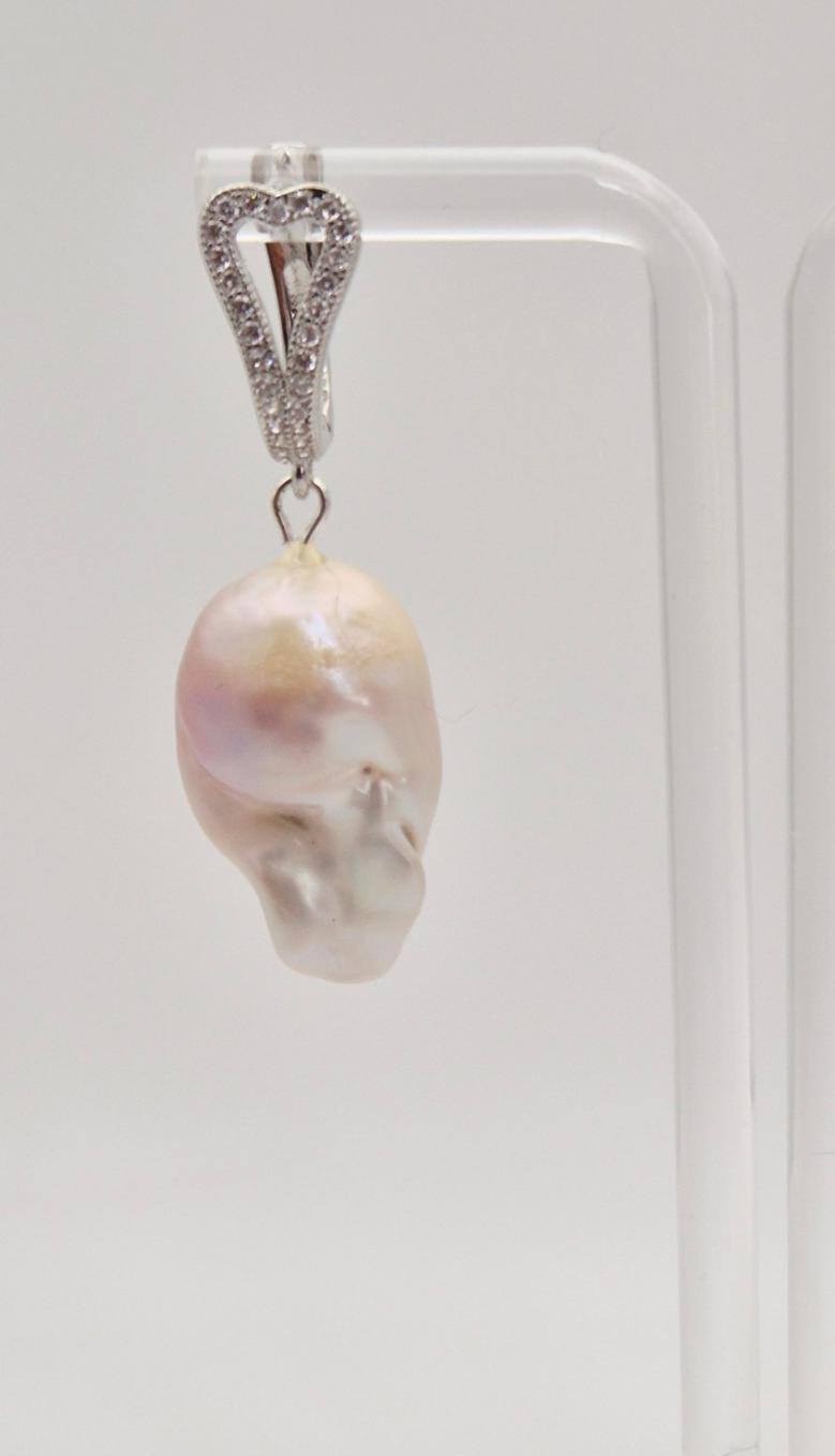 King Pearl Heart Hoop Earrings