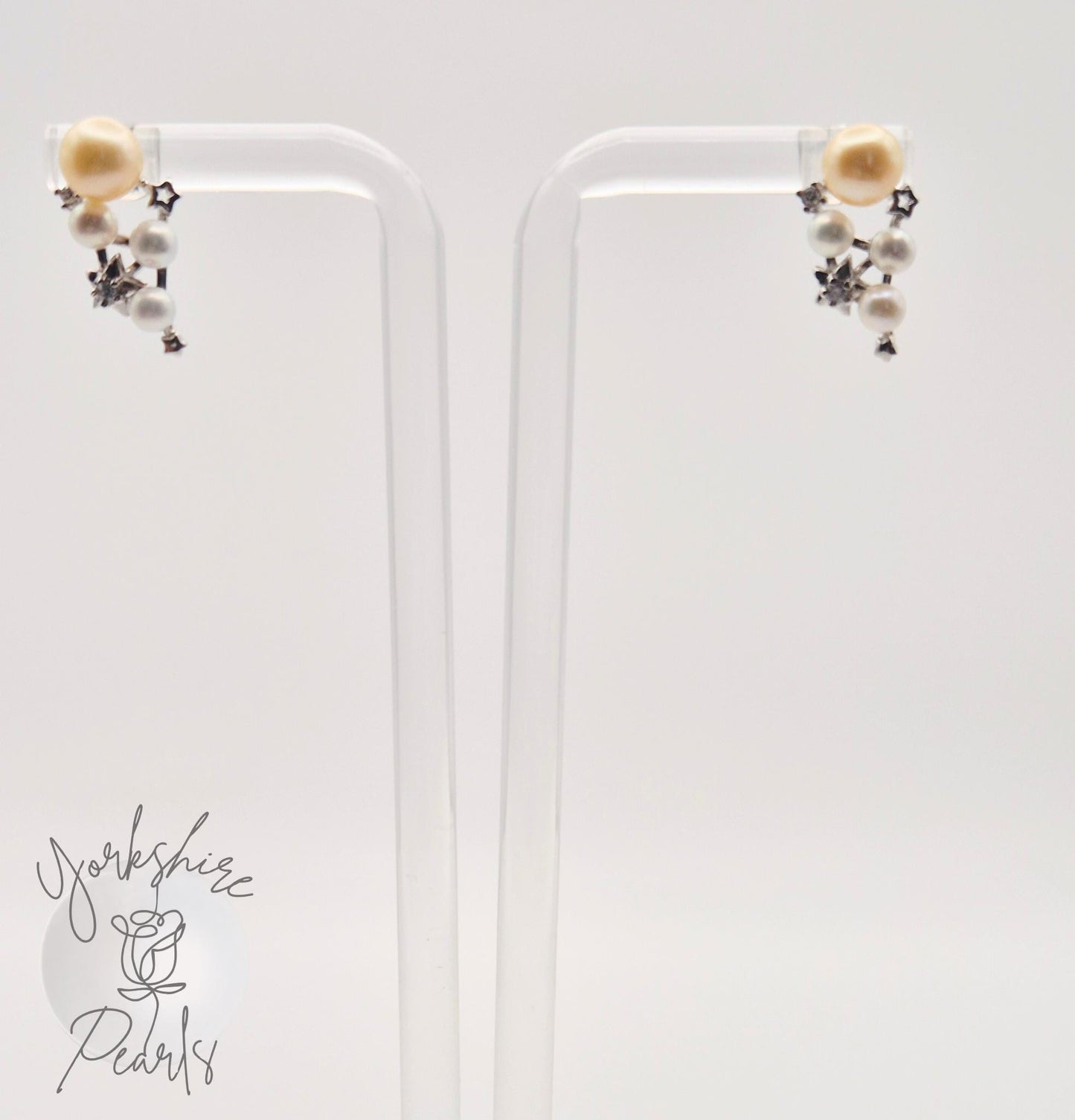 Saltwater Pearl Golden and White Pendant And Earrings