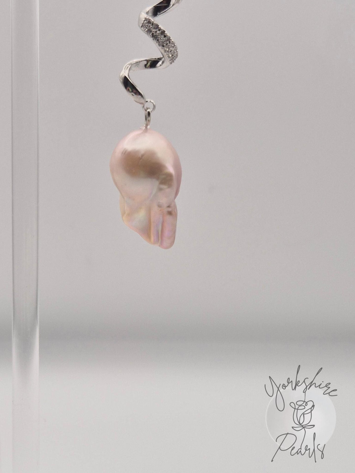 King Pearl Twirl Earrings