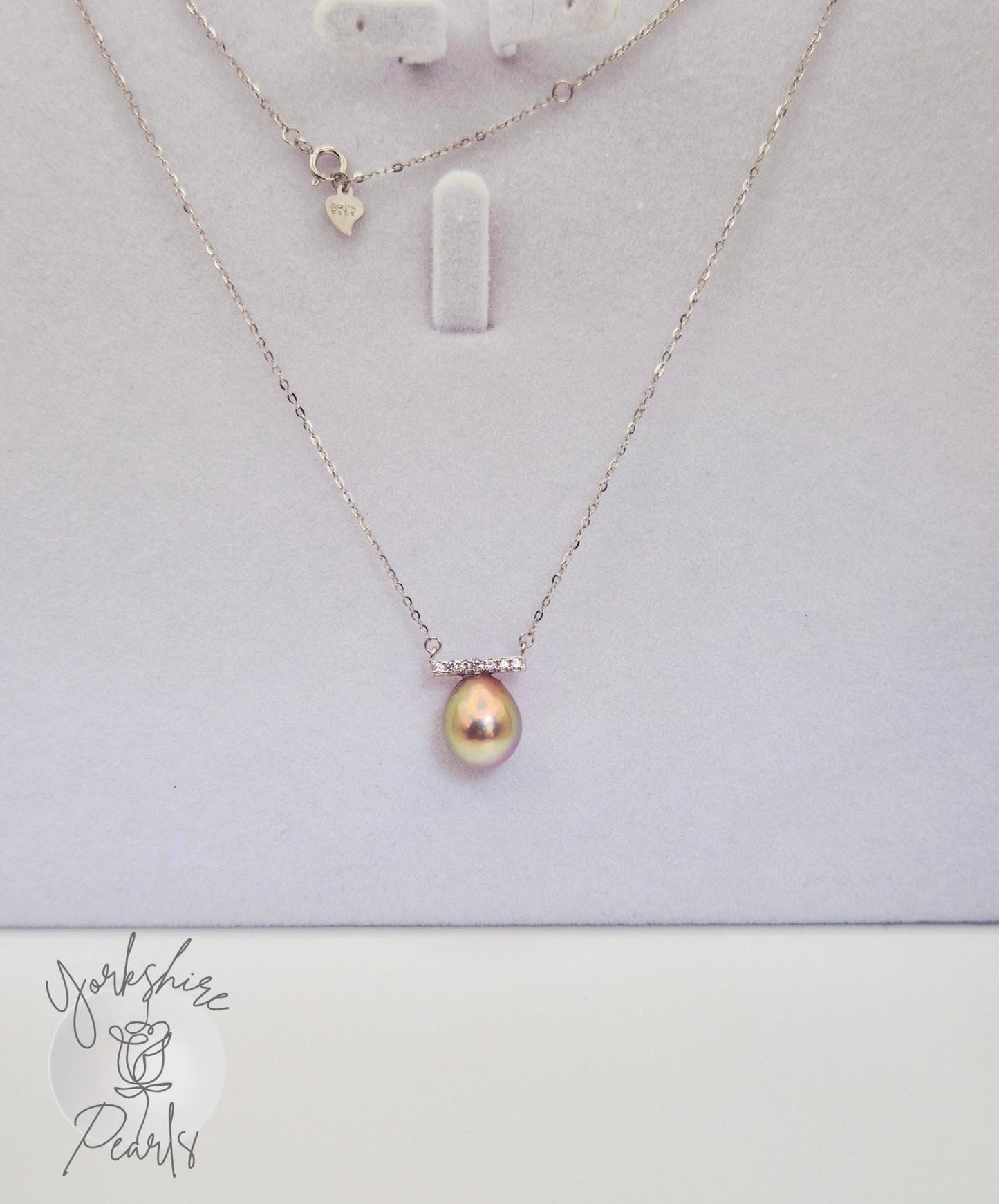 Minimalist Metallic Pearl Necklace - Sterling Silver