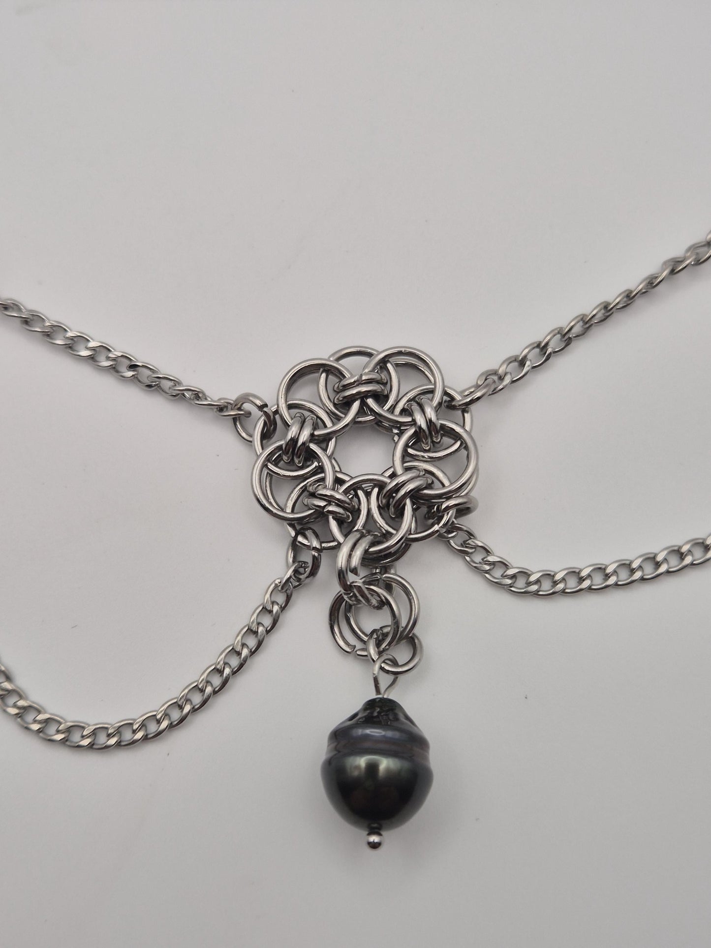 Chainmaille Rosette Multiple Pearl Necklace with Genuine Black Tahitian
