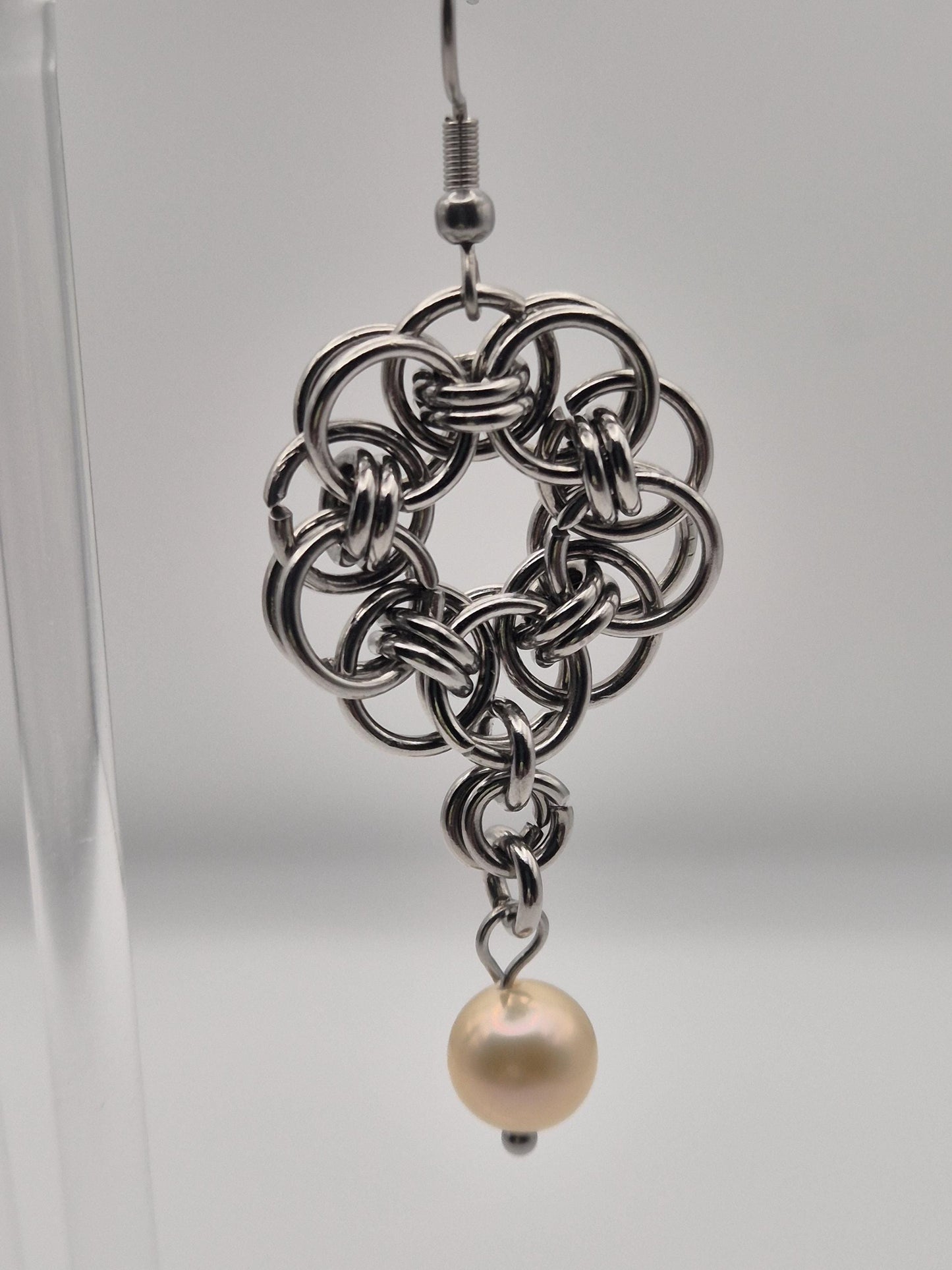 Chainmaille Rosette Pearl Earrings