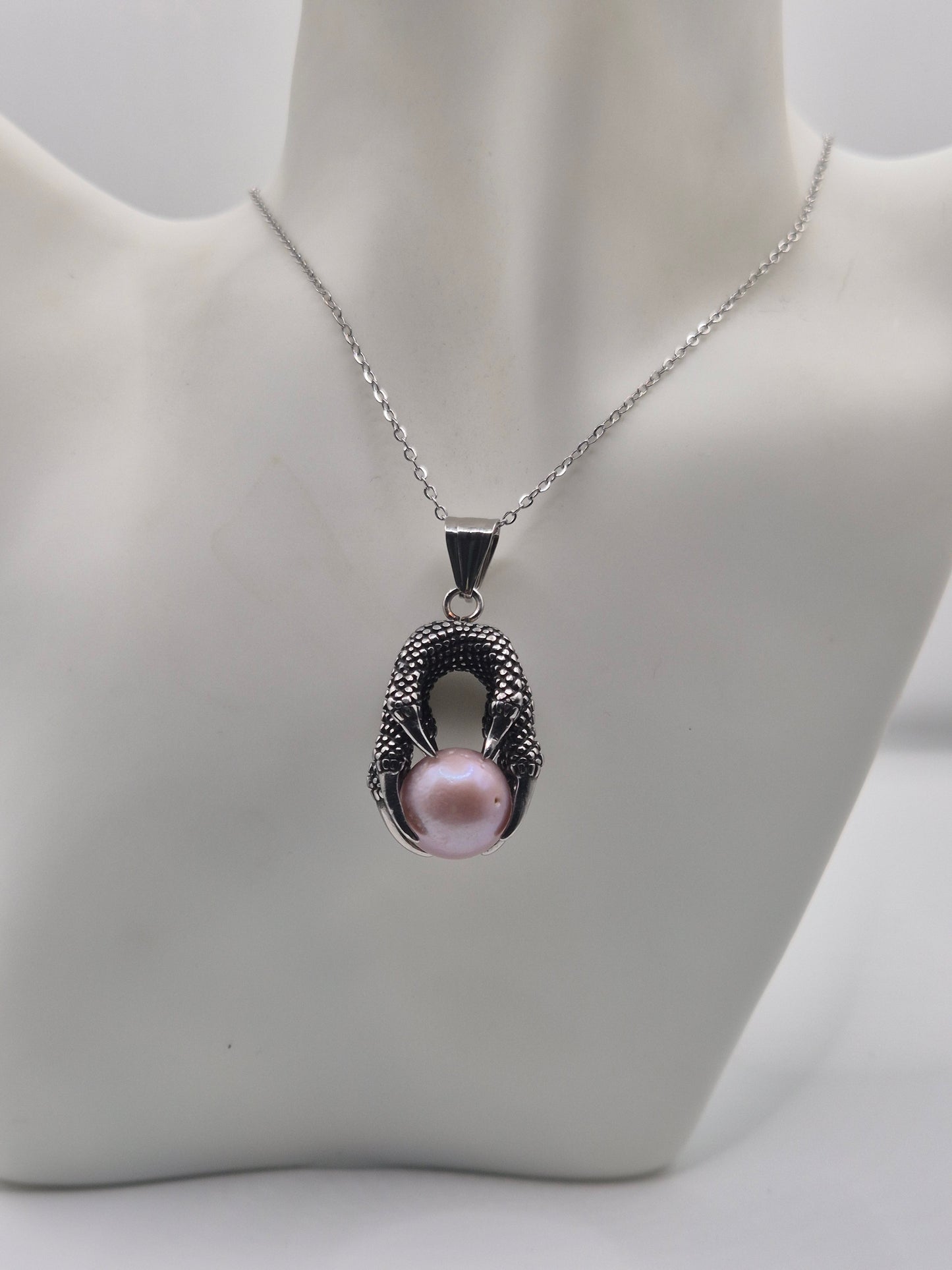 Medieval Dragon Claw XL Edison Pendant