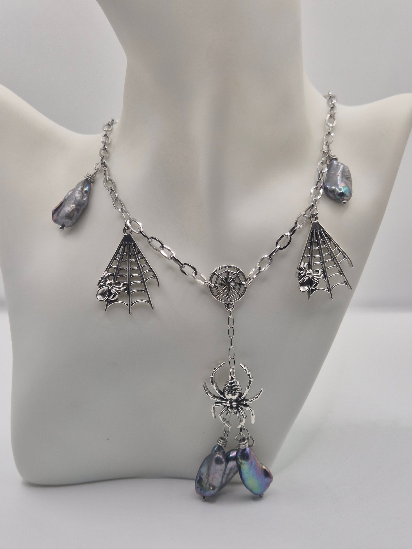 Web & Spider Drop Pearl Necklace