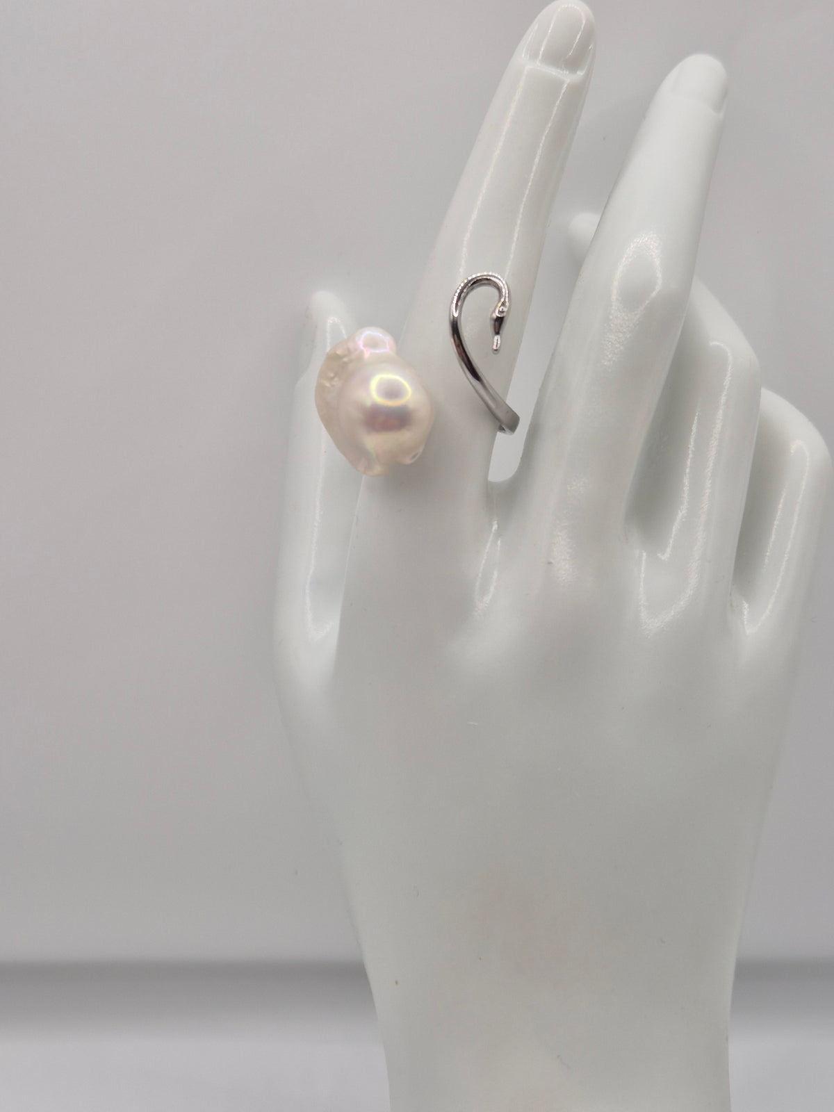 Elegant Swan Baroque Pearl Ring