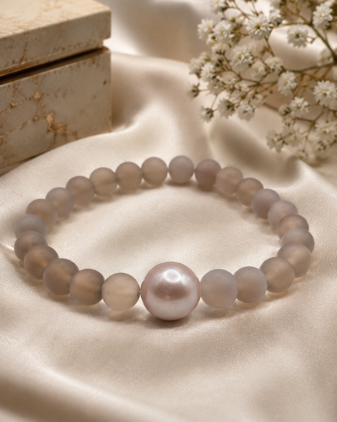 Grey Agate and Edison Pearl Bracelet