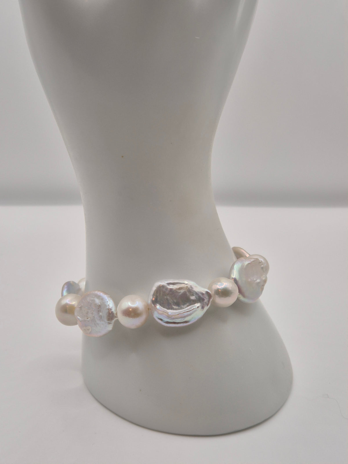 Pearlescent Oval Multiple Pearl Stretch Bracelet