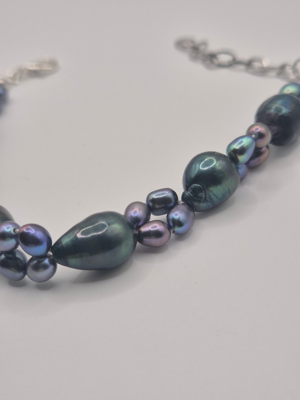 Baroque Peacock Pearl Bracelet