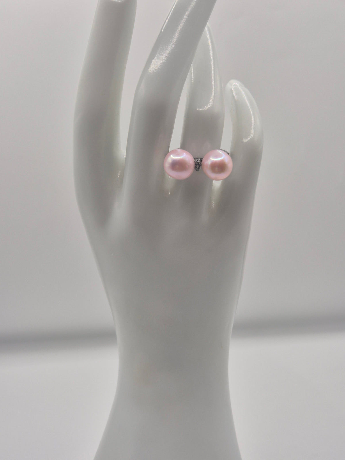 Double Pink Edison Pearl Black Band Ring
