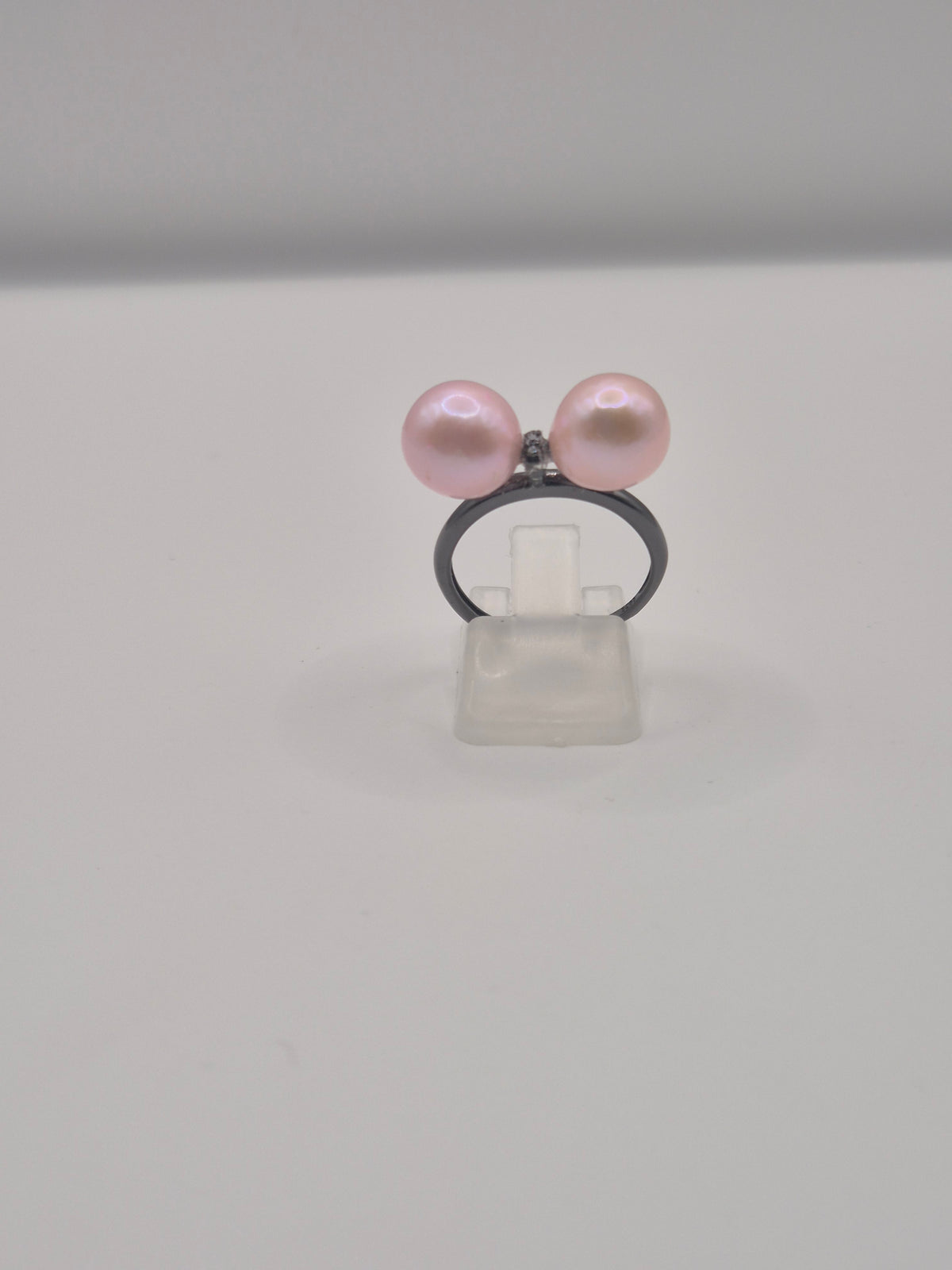 Double Pink Edison Pearl Black Band Ring