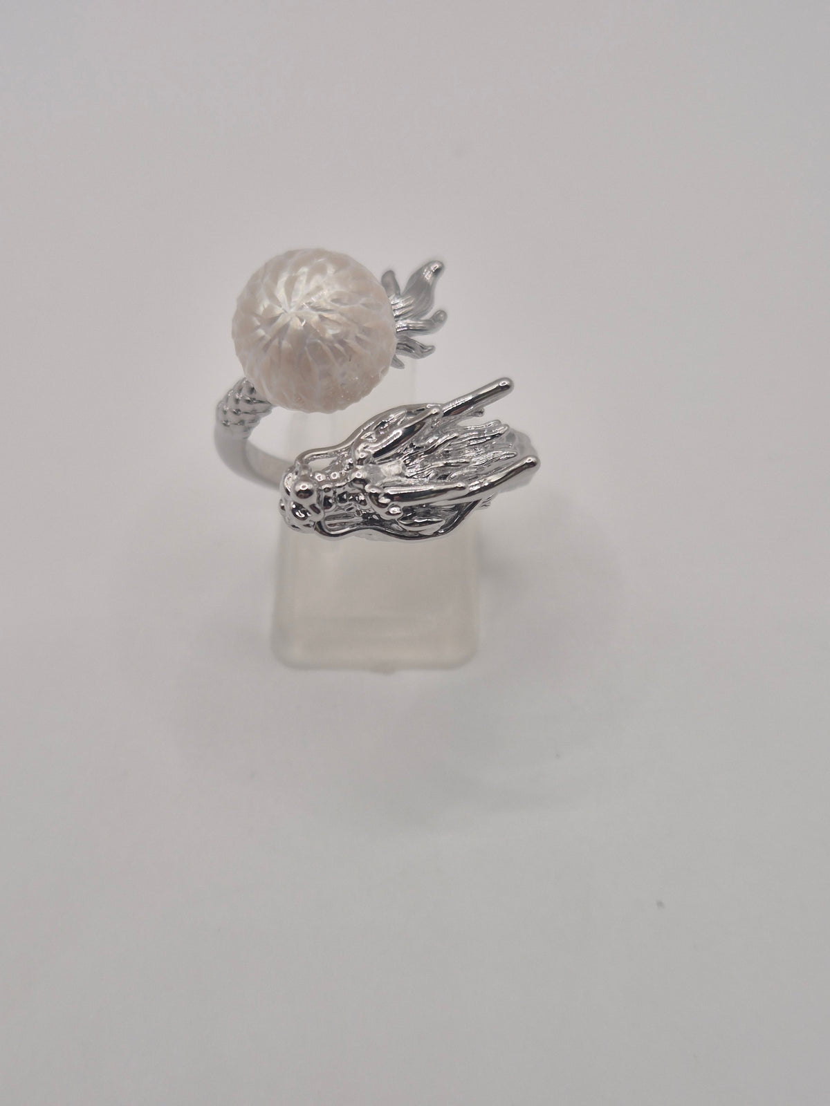 Dragon Ring with Dragon Scale Pearl