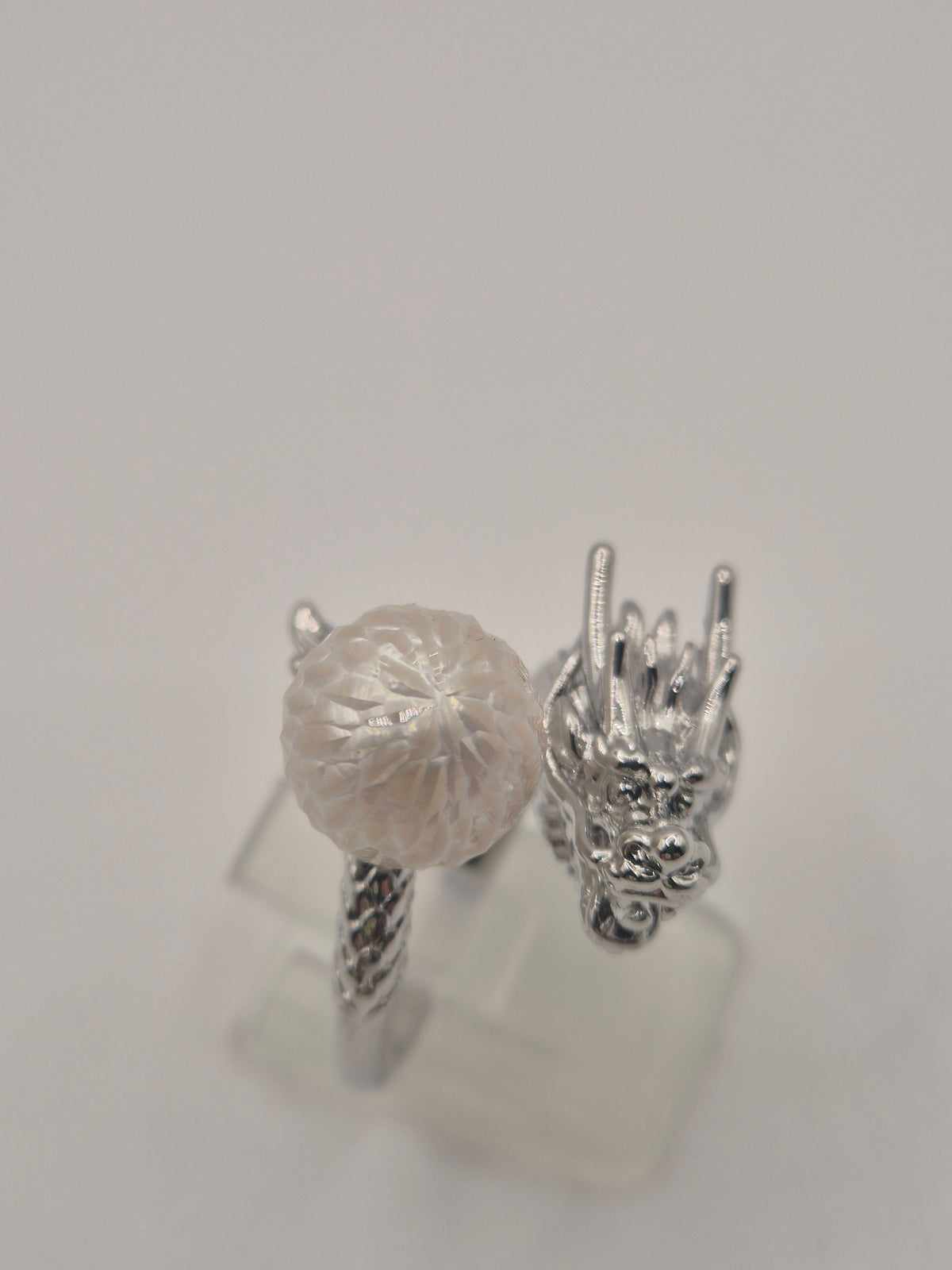 Dragon Ring with Dragon Scale Pearl