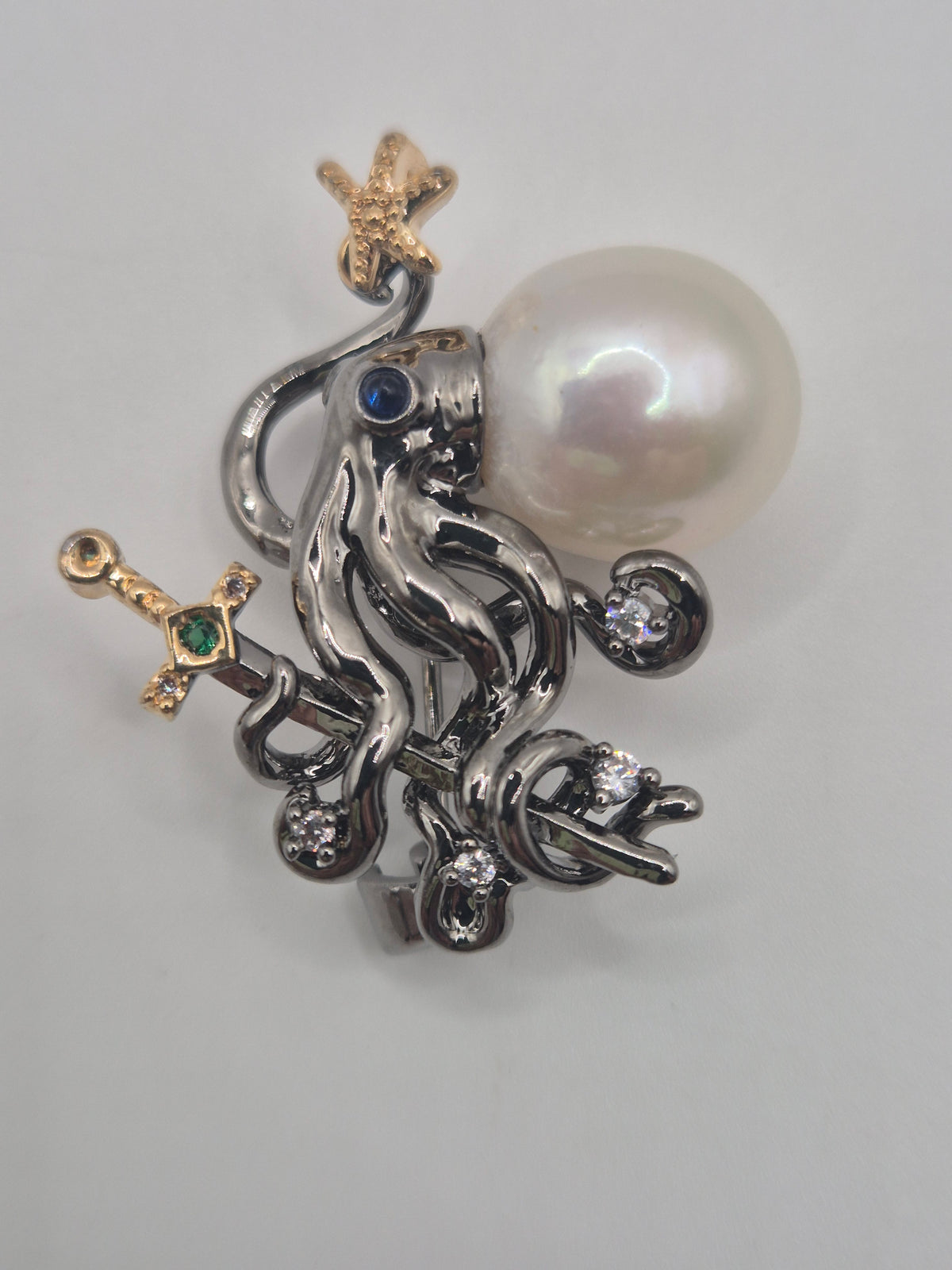 Fighting Octopus Pearl Brooch & Pendant