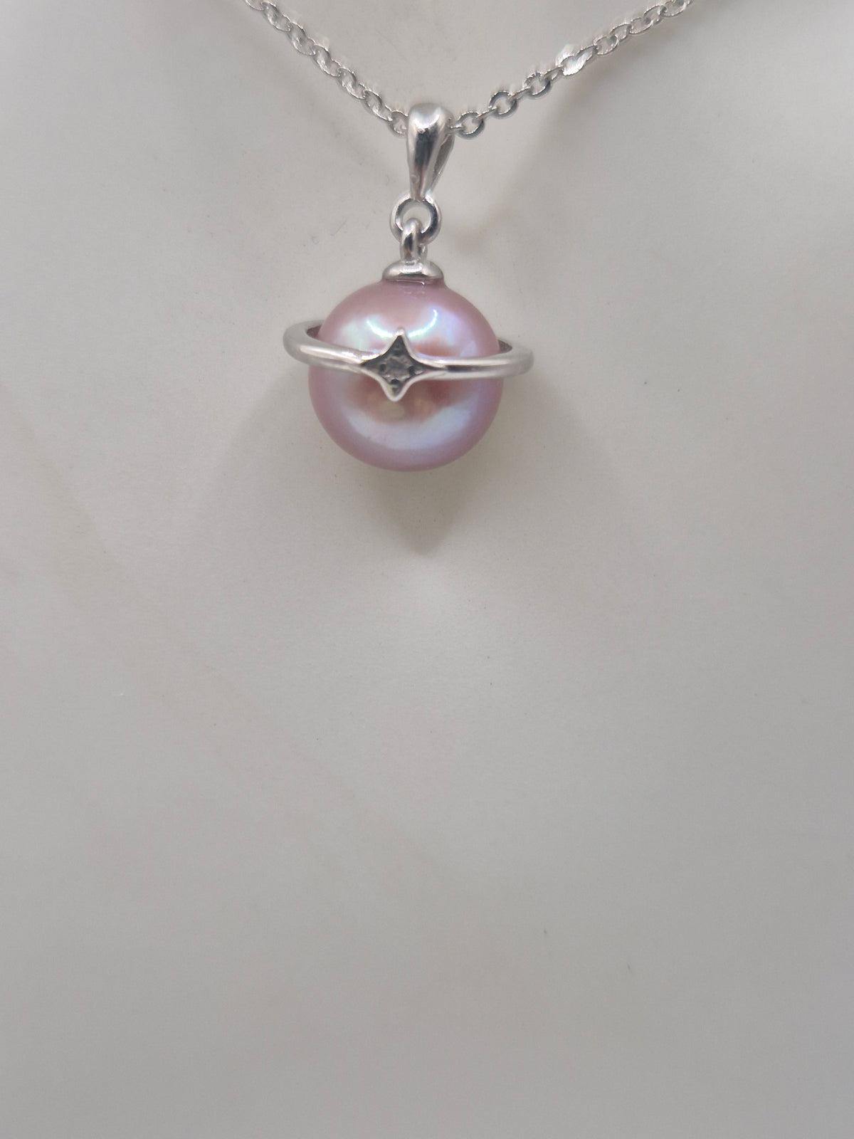 Twinkling Halo Edison Pearl Pendant