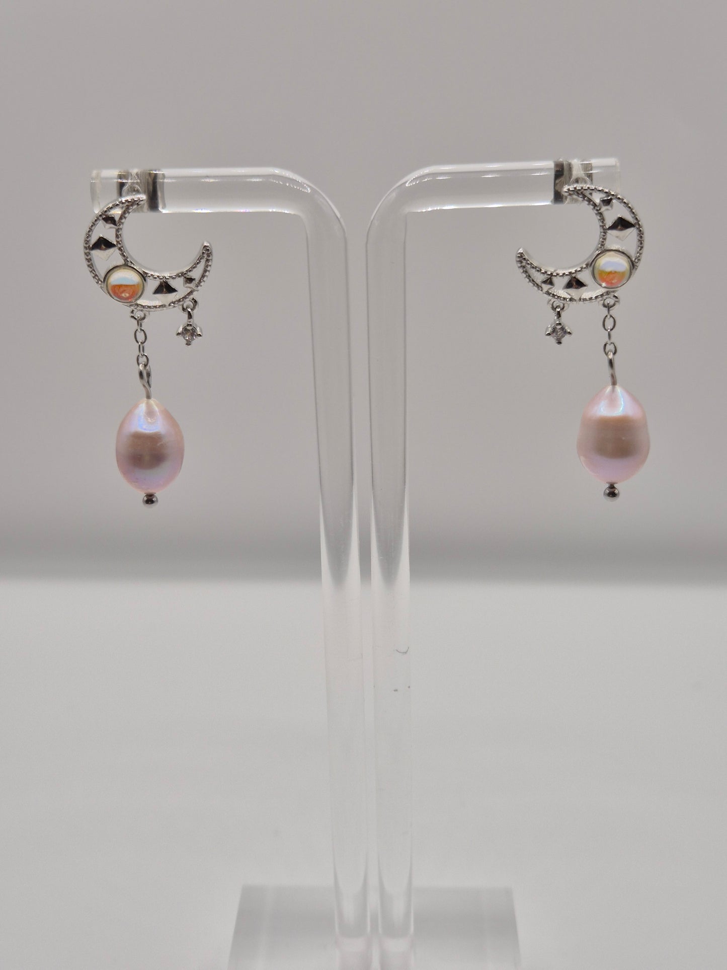 Lunar Whisper Pearl Earring & Necklace Set