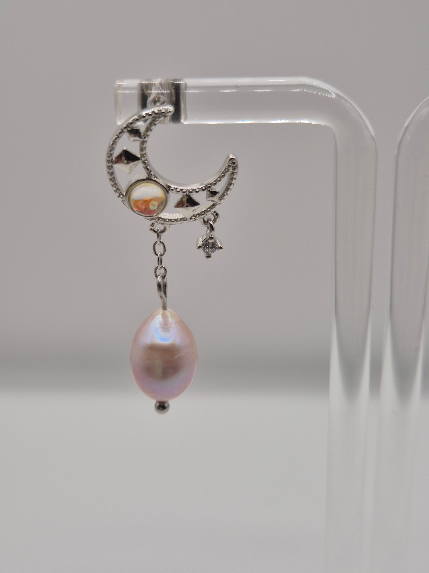Lunar Whisper Pearl Earring & Necklace Set