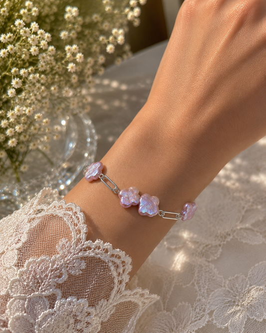 Clover Shaped & Paperclip Chain Pearl Bracelet