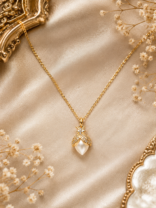 Unique Pearl Mini Firefly Pendant