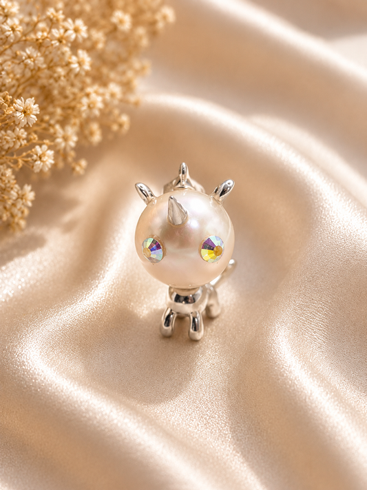 Silver Unicorn Edison Pearl Pendant