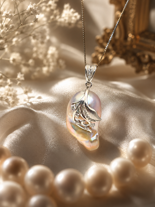 Hanging Vine King Pearl Pendant - Sterling Silver