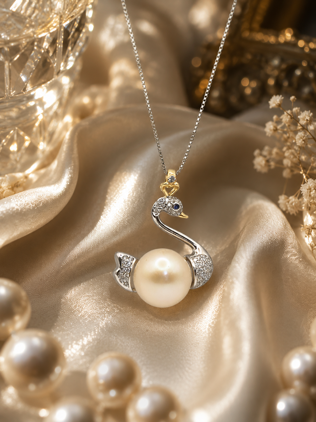 Majestic Swan Edison Pearl Pendant - Sterling Silver