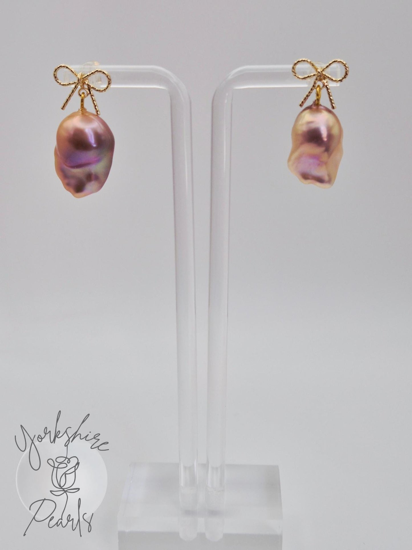 King Pearl Golden Bow Stud Earrings