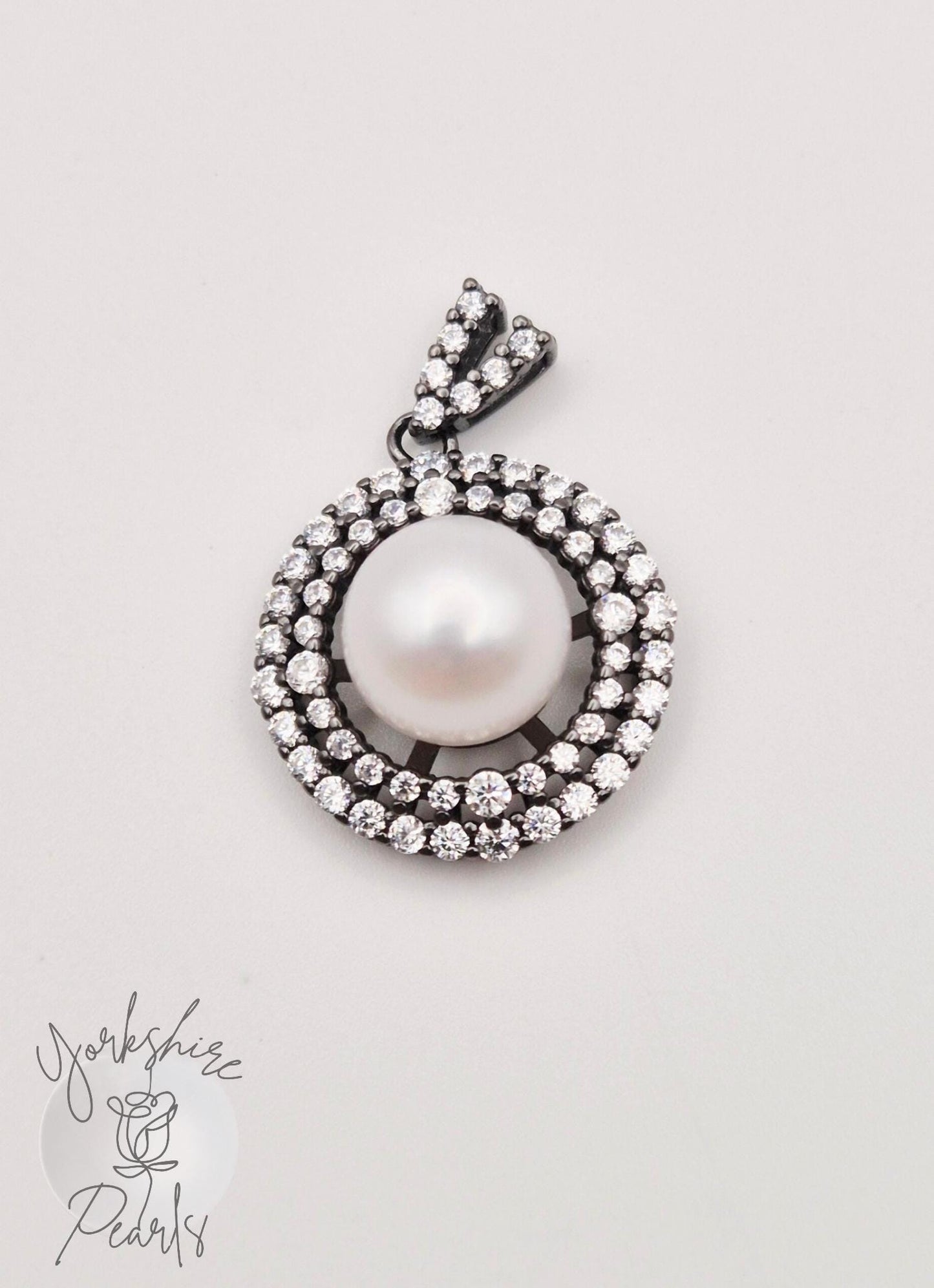 Sparkle Double Circle Pearl Pendant