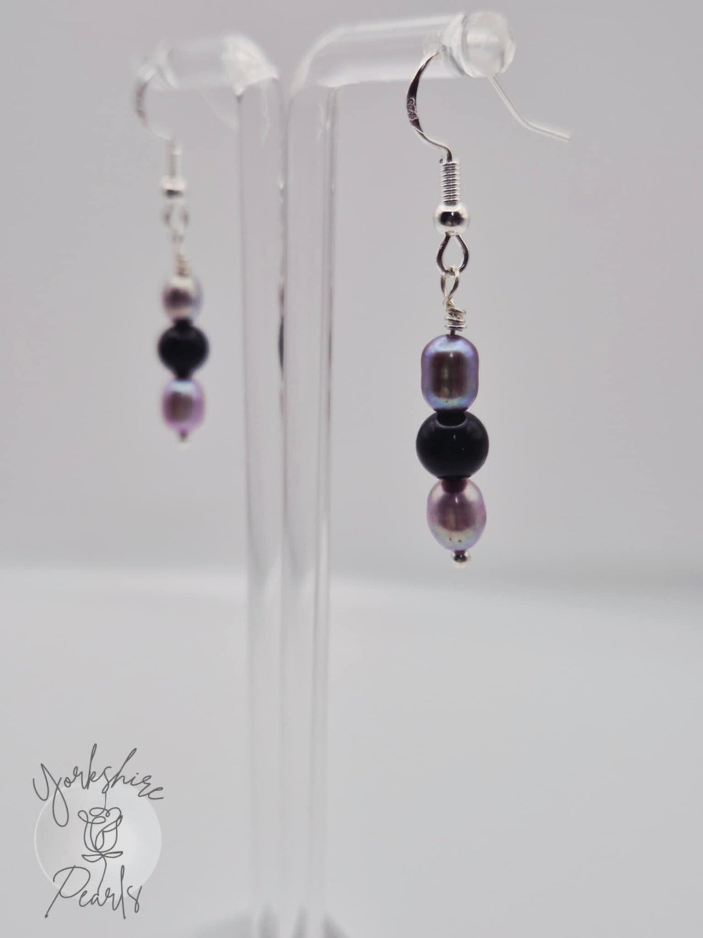 Pearl & Obsidian Simple Drop Earrings