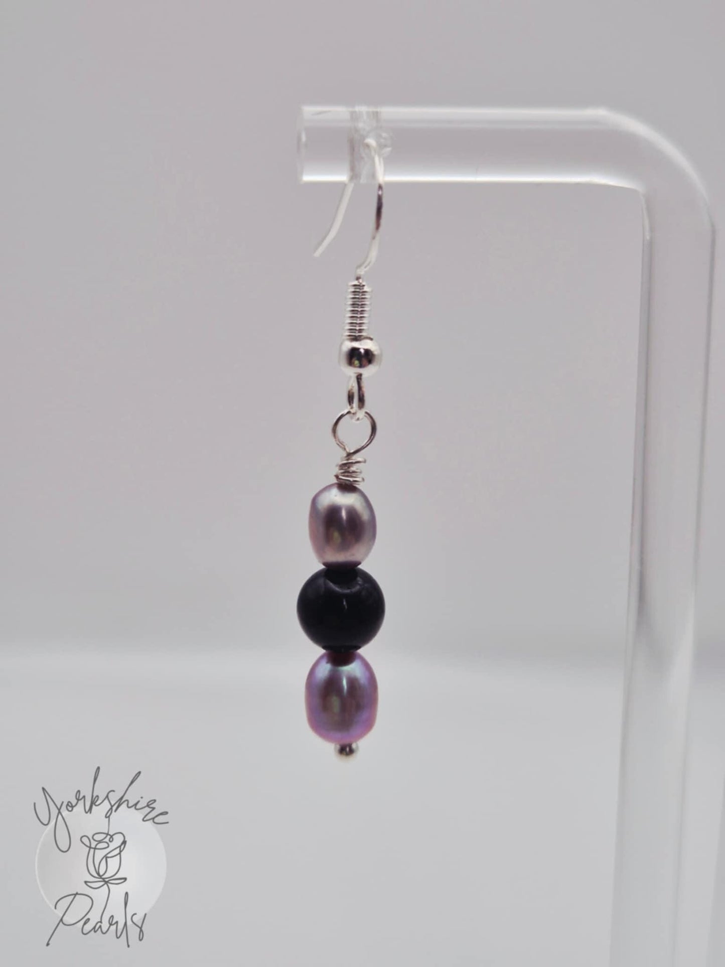 Pearl & Obsidian Simple Drop Earrings