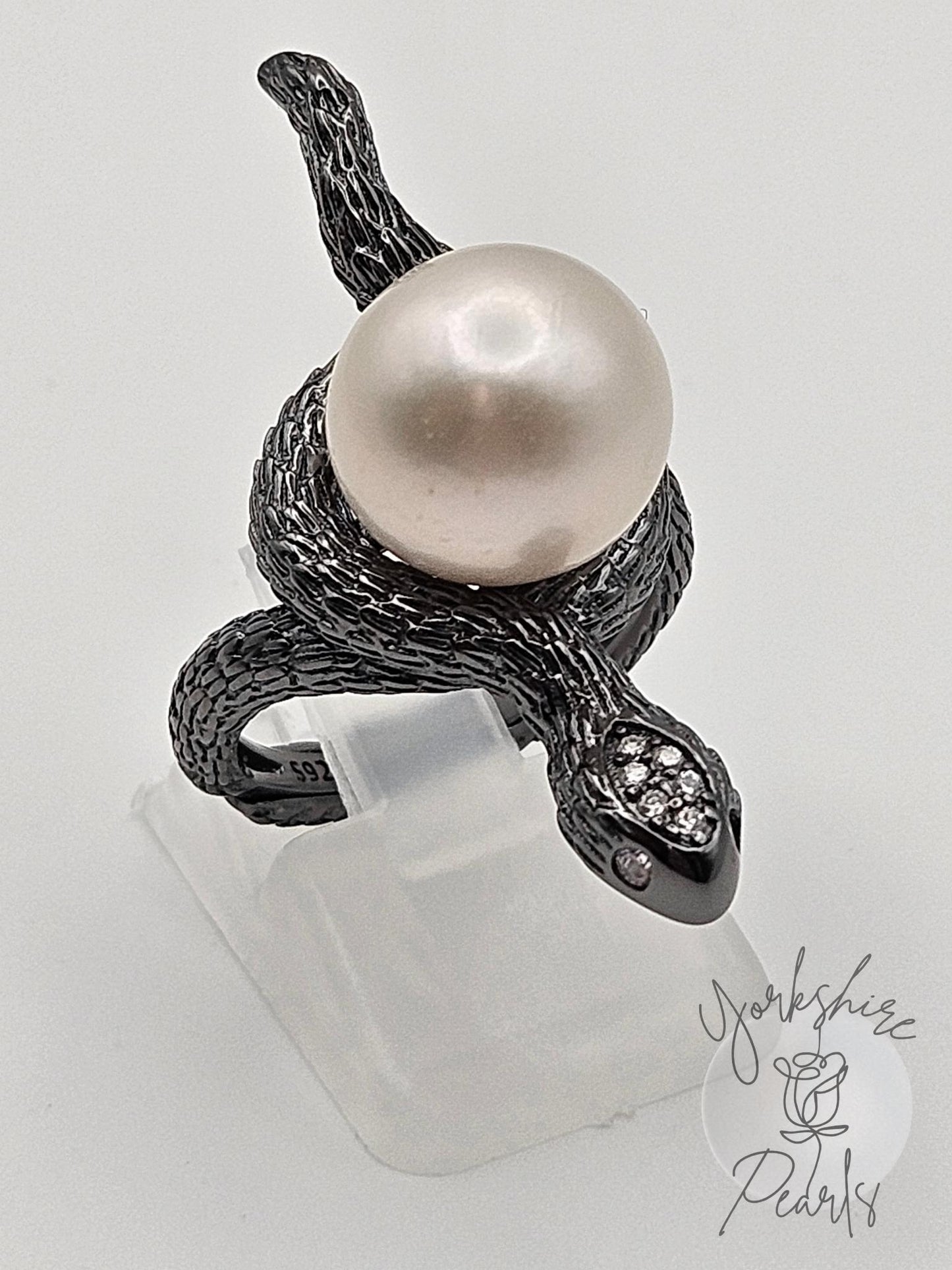 Large Edison Pearl Snake Design Ring - Sterling Silver