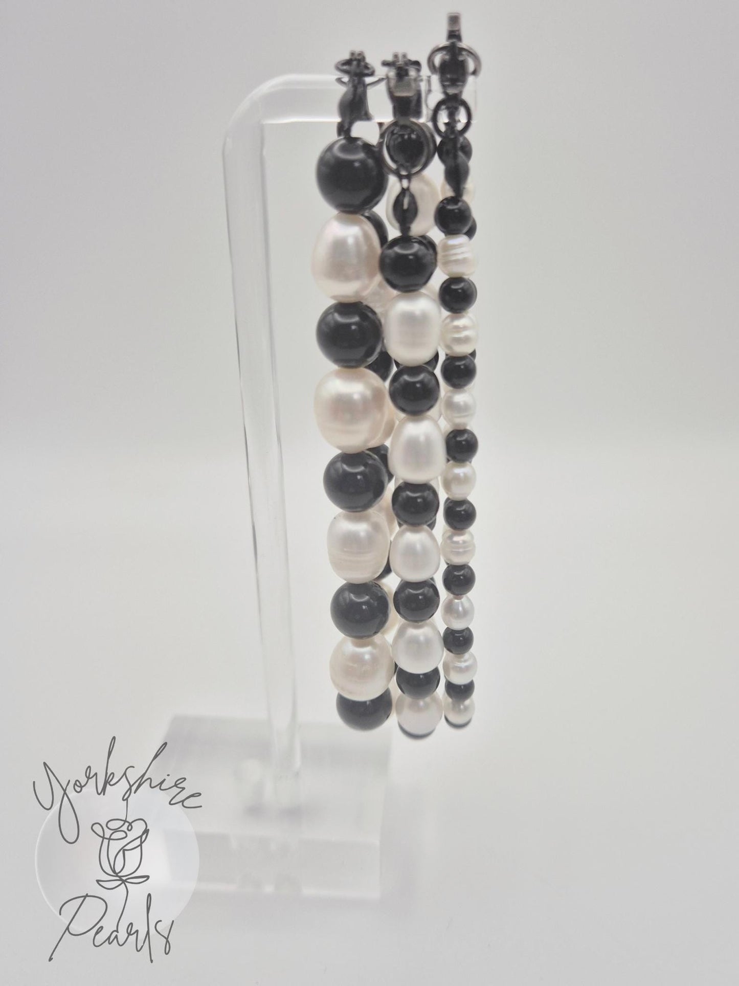 Pearl & Natural Black Onyx Triple Bracelet Set