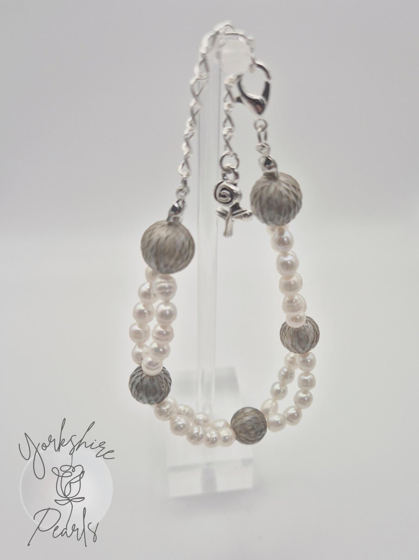 Carved Black Tahitian & White Pearls Full String Bracelet