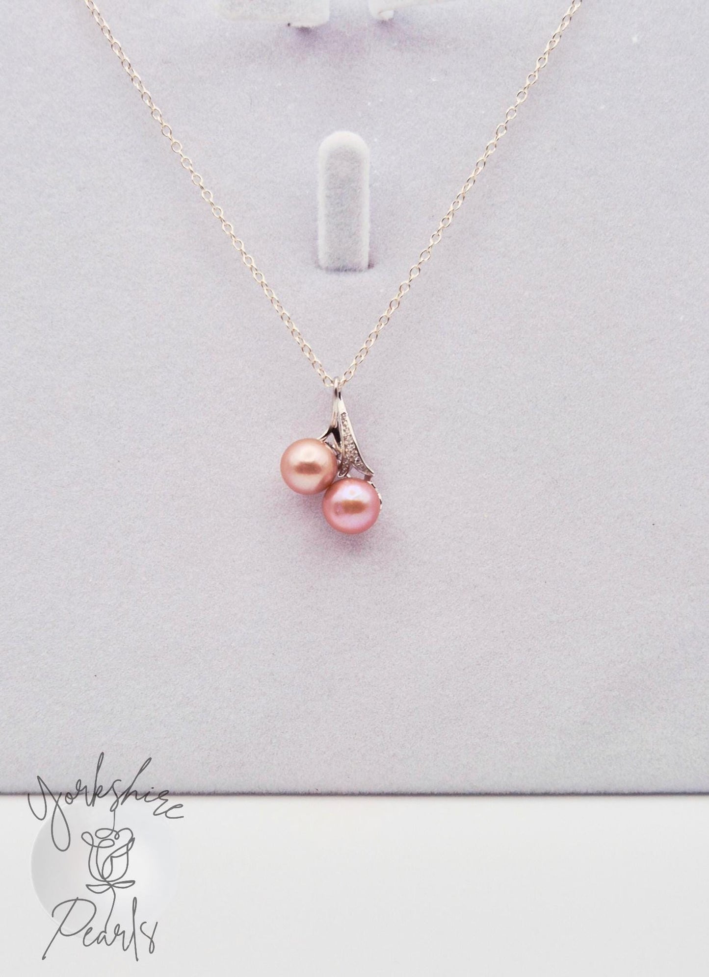 Double Pearl Leaf & Berries Pendant