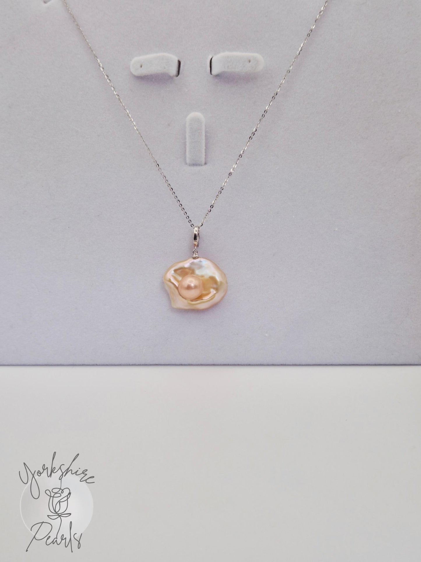 Petal & Edison Pearl Shell Design Pendant