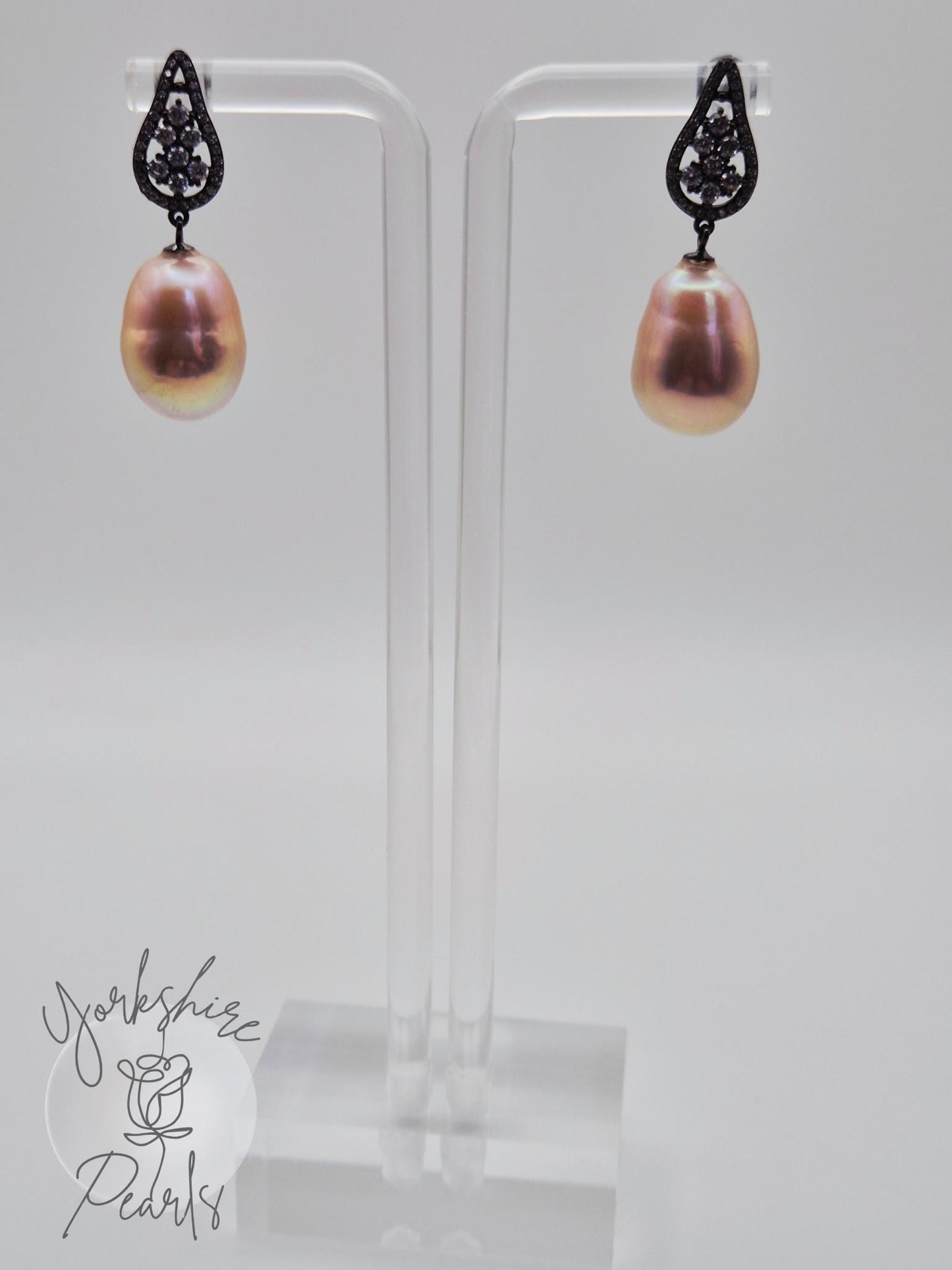 Teardrop Pearl Vintage Style Black Earrings - Sterling Silver