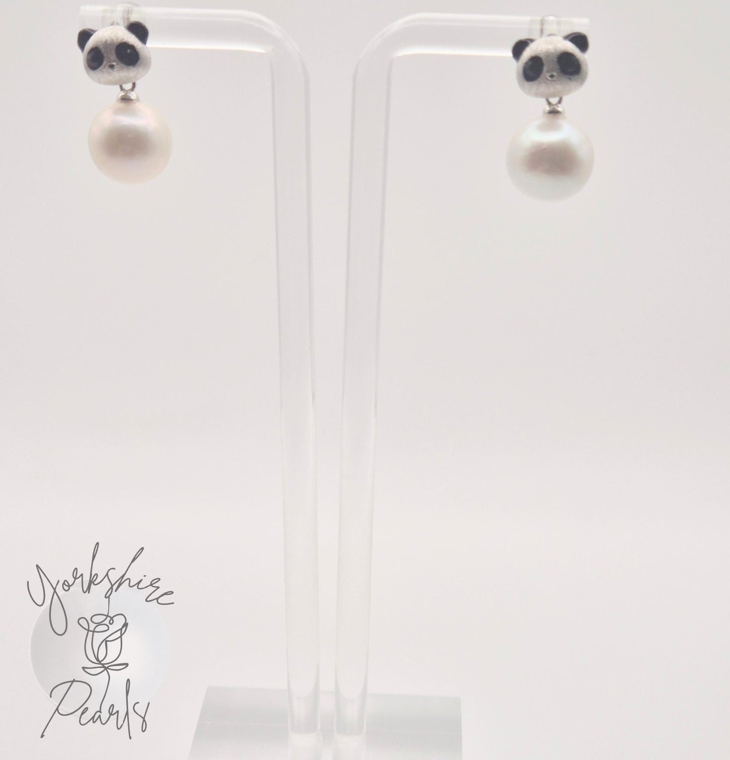 Classic Edison Pearl Panda Earrings and Pendant Set