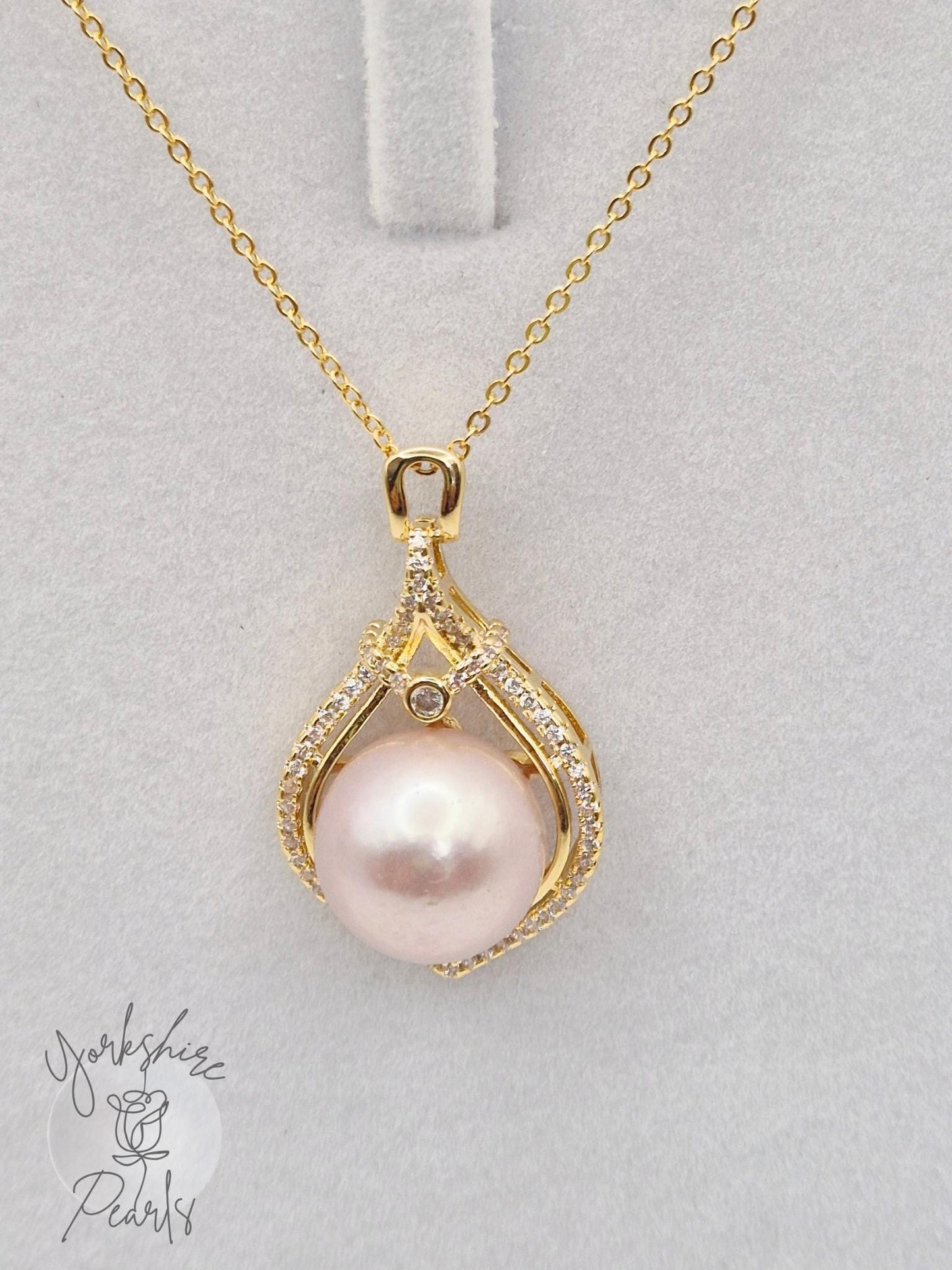 Golden Teardrop Large Edison Pearl Pendant