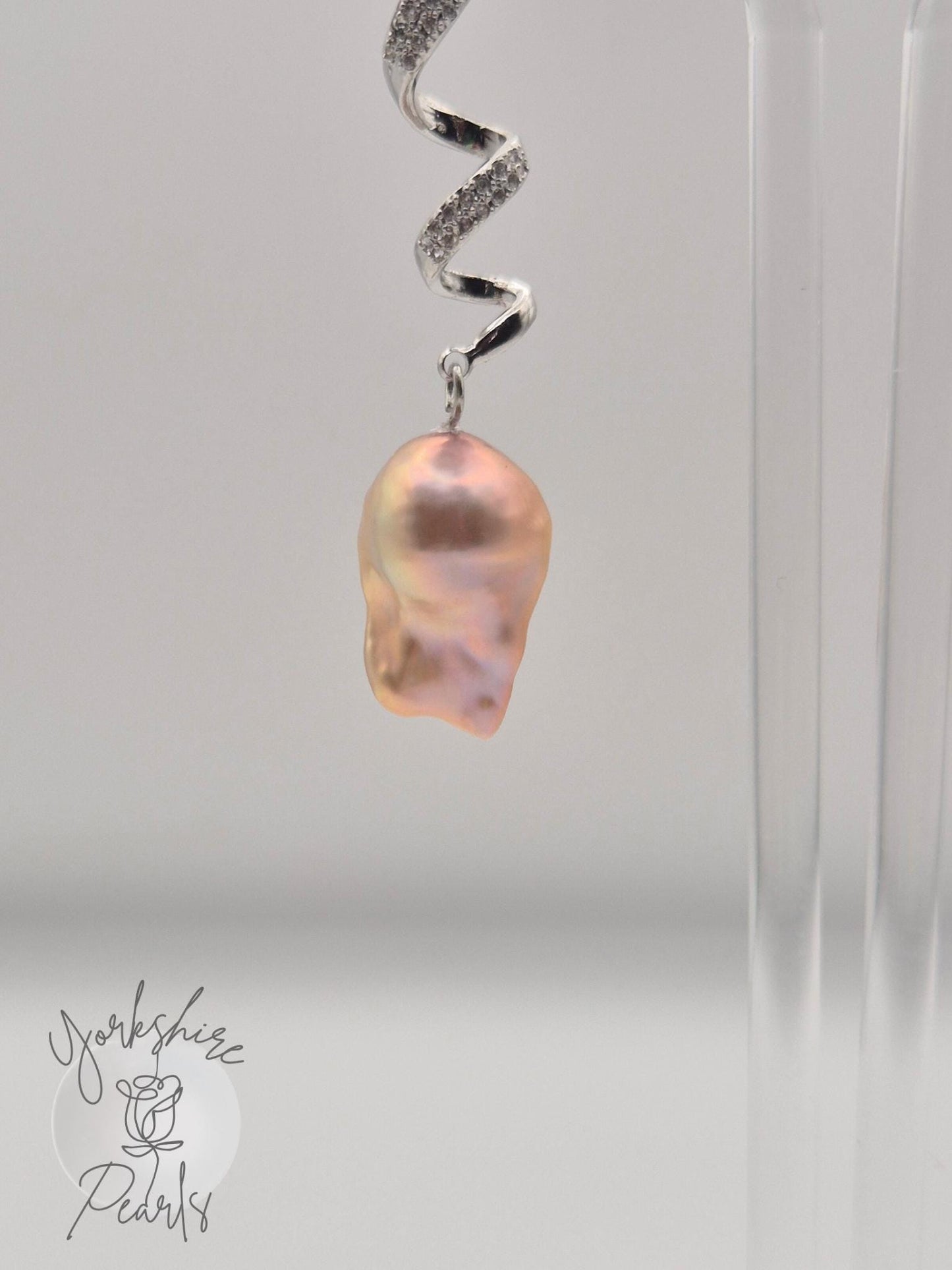 King Pearl Twirl Earrings