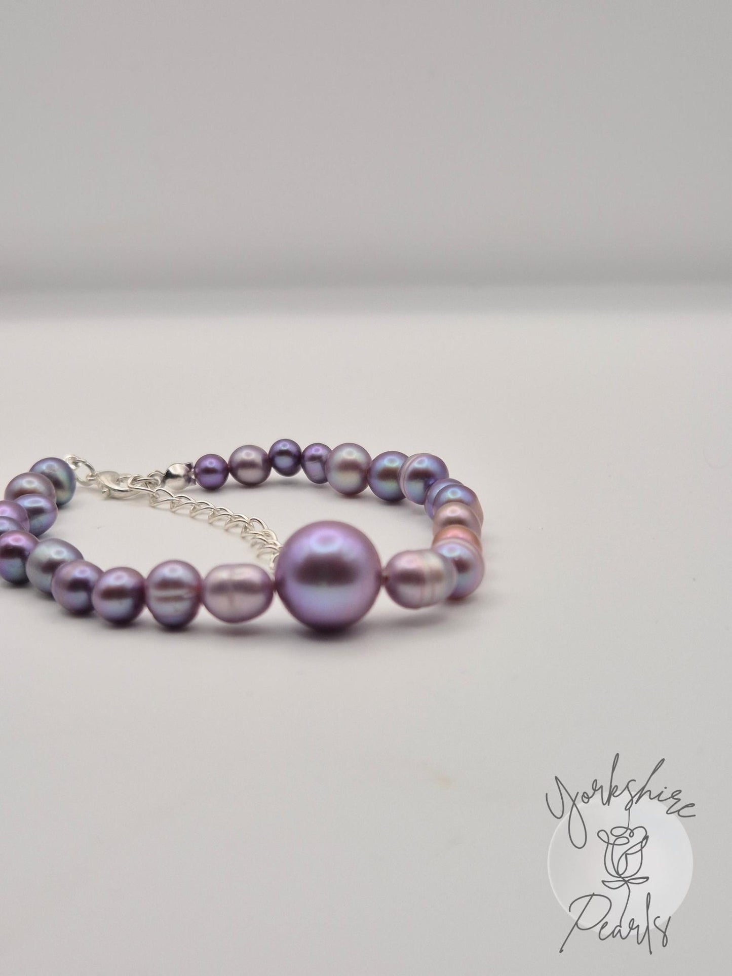 Purple Pearl Full String Bracelet With Centre Edison