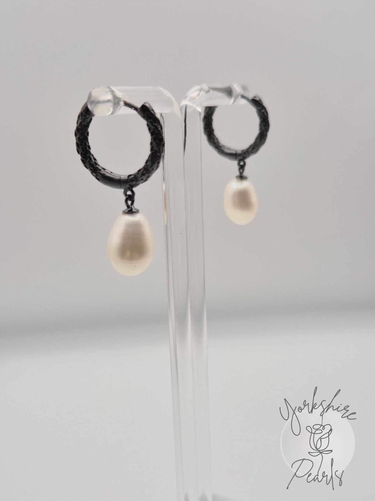 Black Beauty: Handcrafted Pearl Hoop Earrings in Sterling Silver