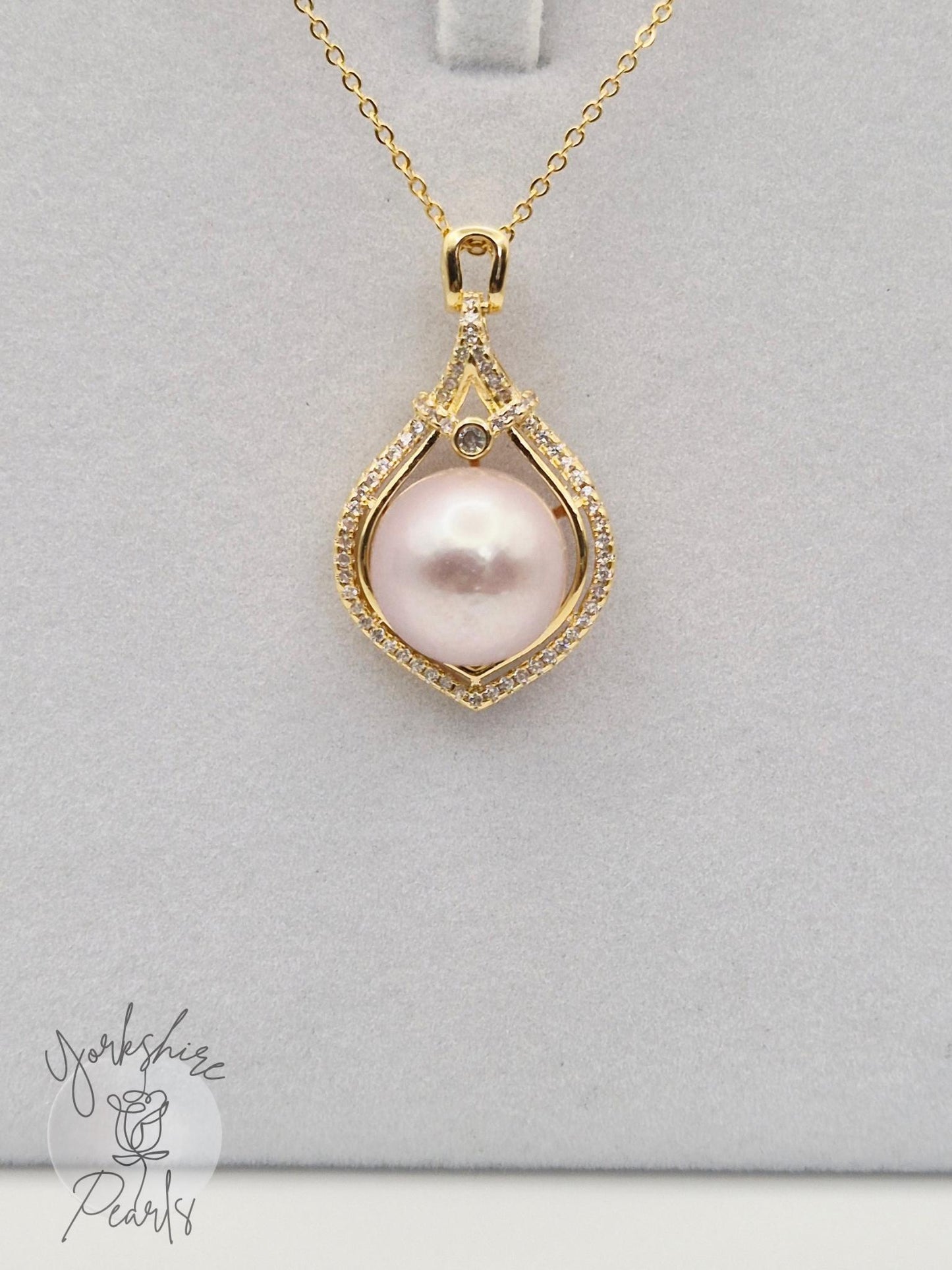 Golden Teardrop Large Edison Pearl Pendant