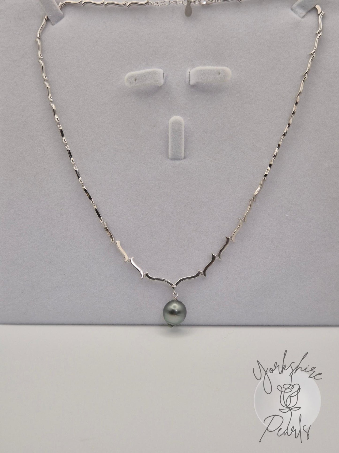 The Eternal Emilia — Black Tahitian Pearl Sterling Silver Necklace