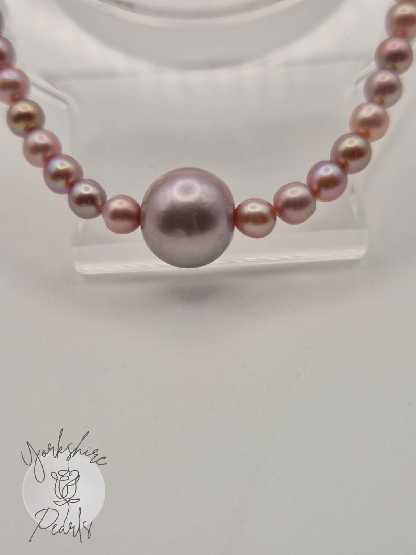 Full String Pearl Bracelet Featuring Centre Edison