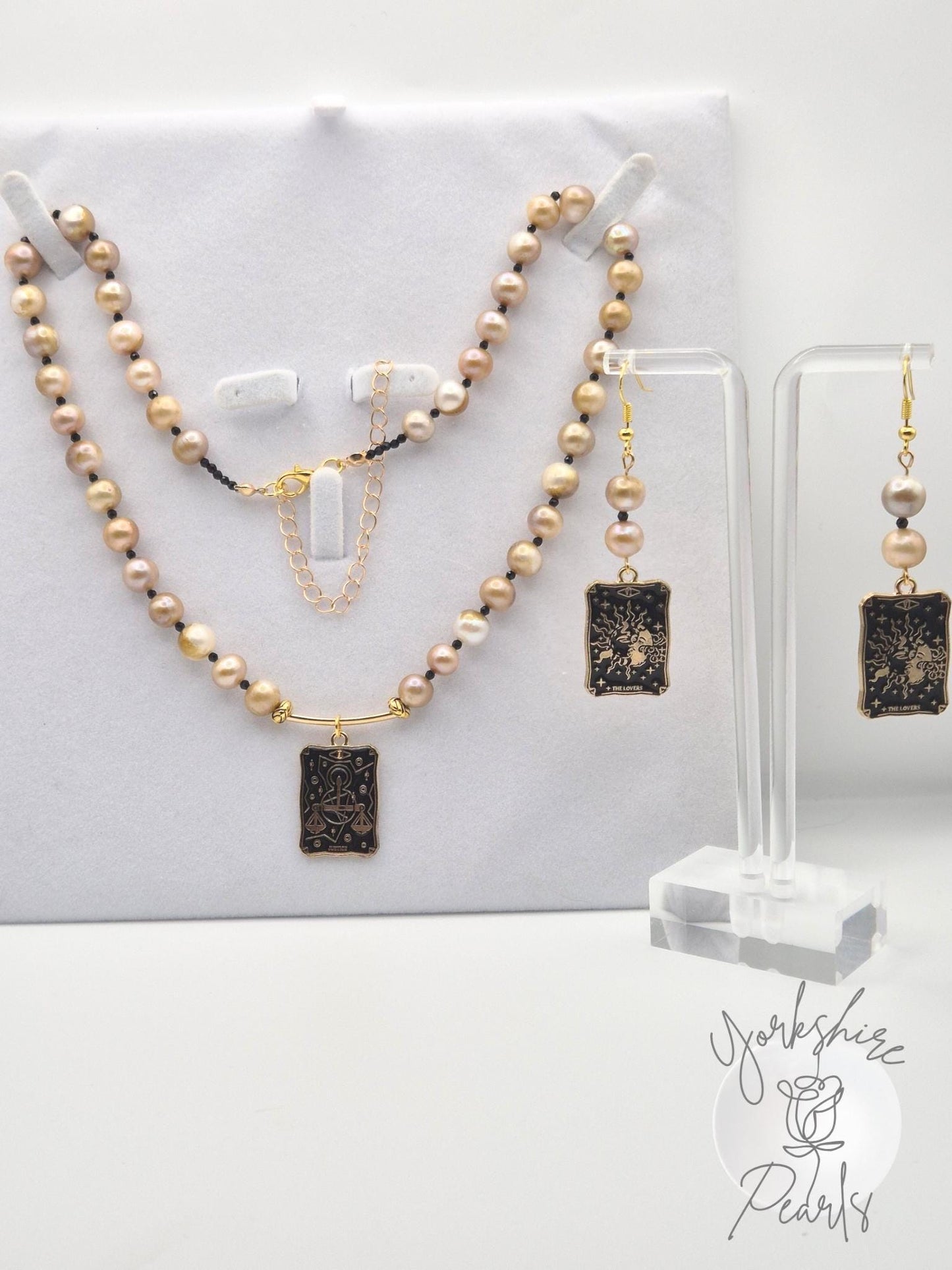 Pearl and Golden Tarot Necklace & Earrings Set