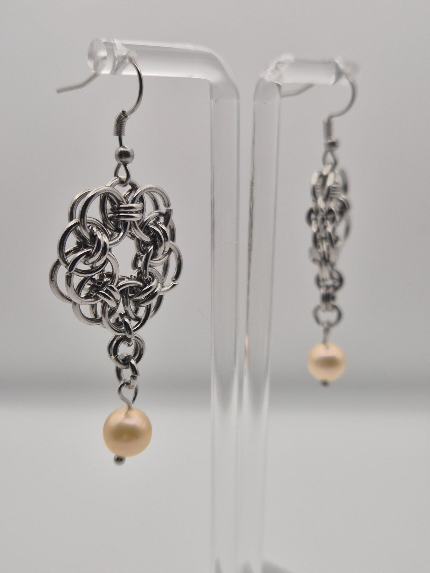 Chainmaille Rosette Pearl Earrings