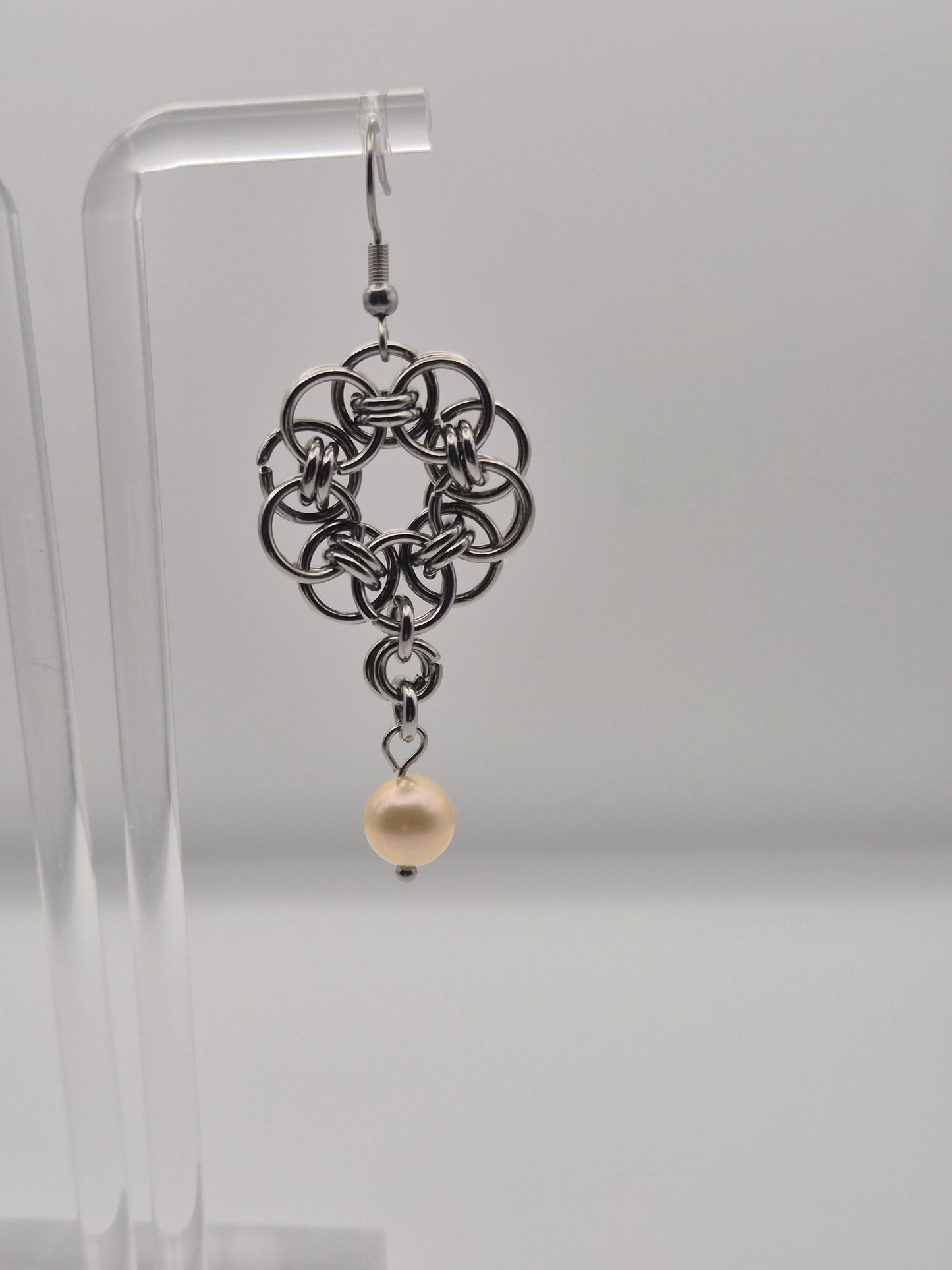 Chainmaille Rosette Pearl Earrings